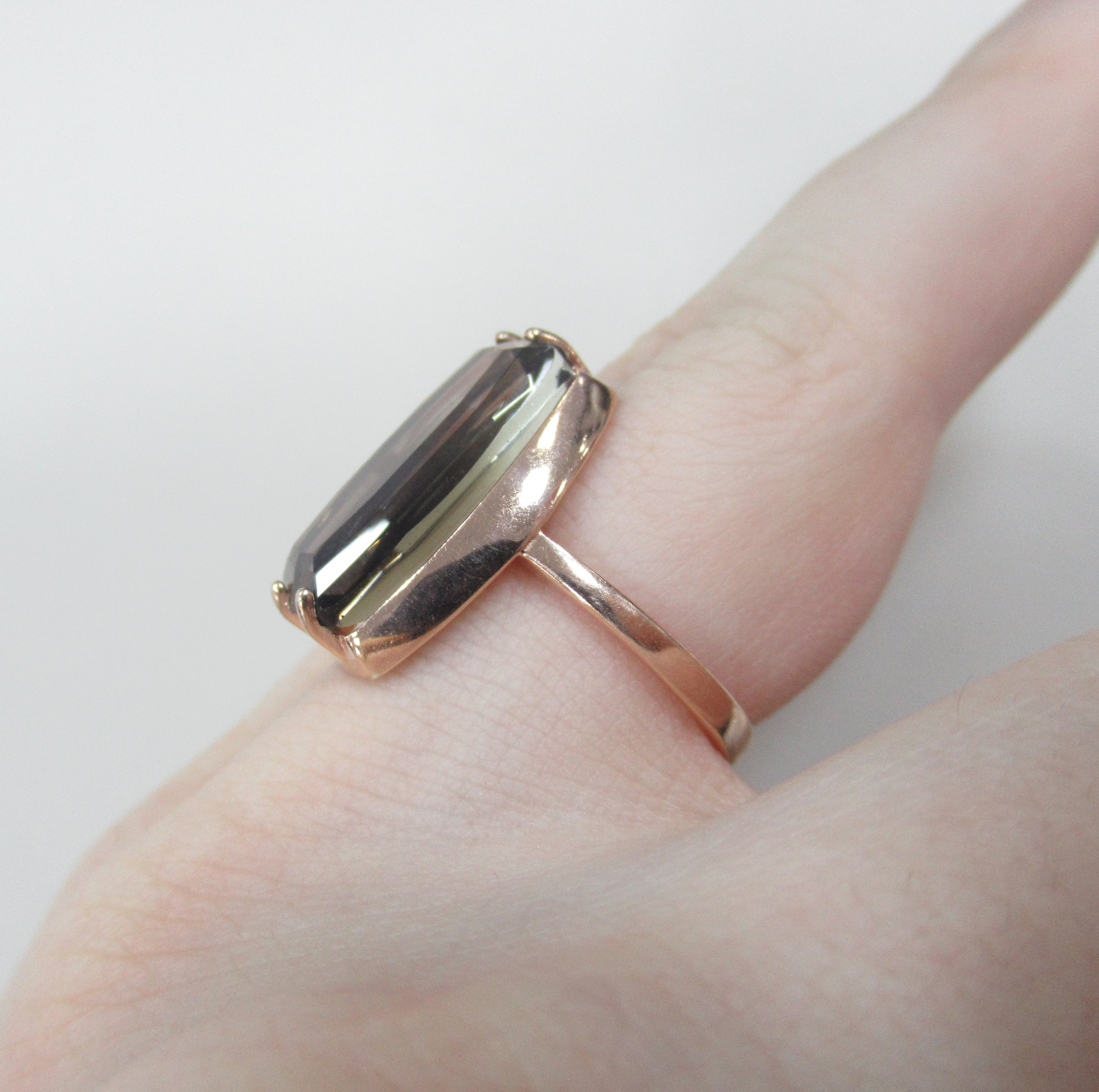 Серебряное кольцо с раухцитрином